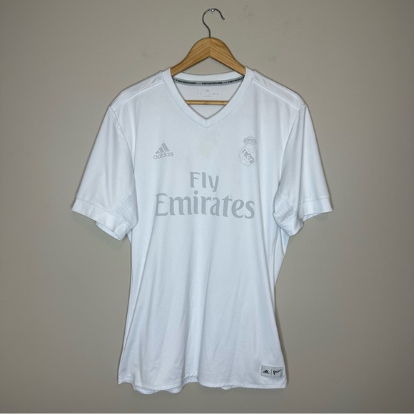 Adidas Real Madrid Parley Alternate Soccer Jersey size L - Picture 1 of 6